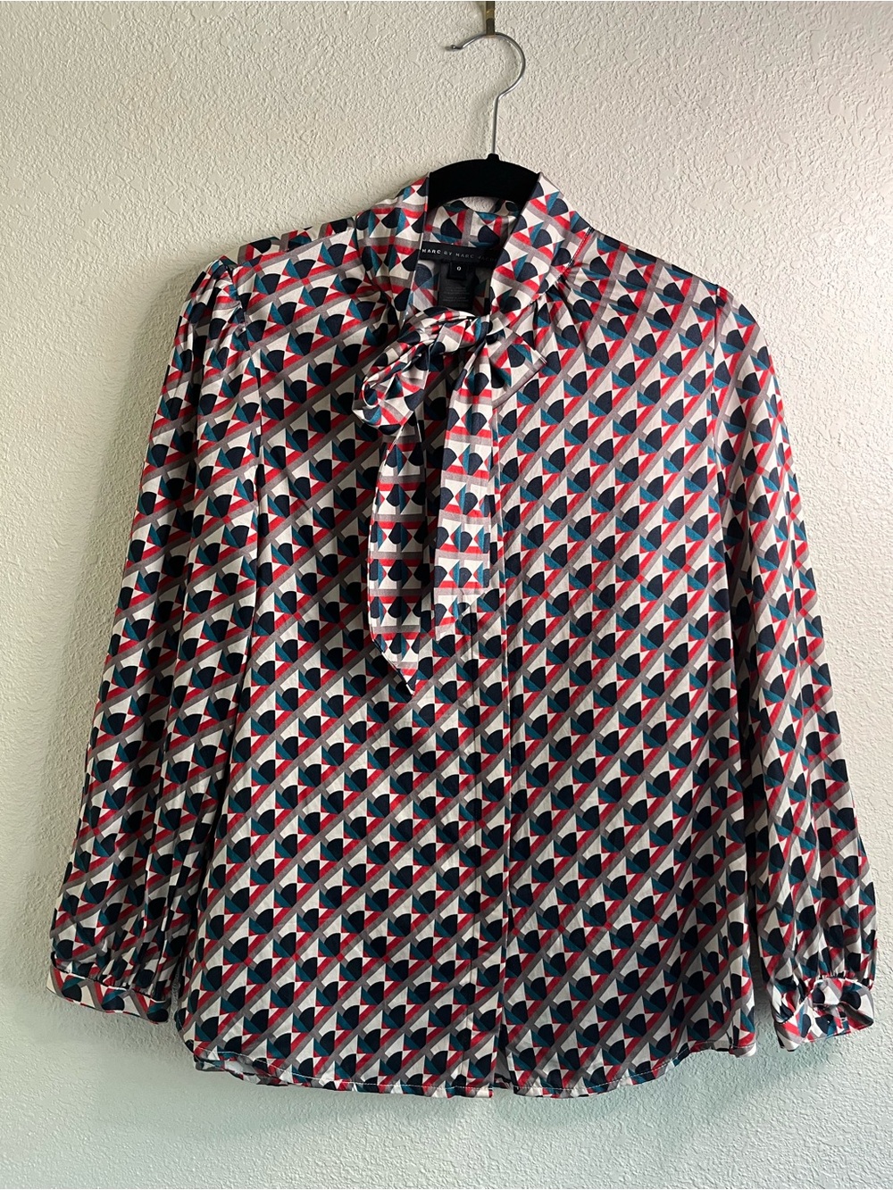 Marc Jacobs Geometric Print Tie-Neck Silk Cotton Shirt - Red/Blue/Grey